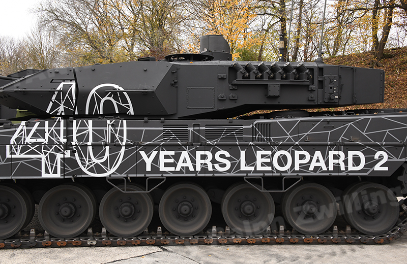 Systems house KMW celebrates 40 years of the Leopard 2 main battle tank -  EDR Magazine