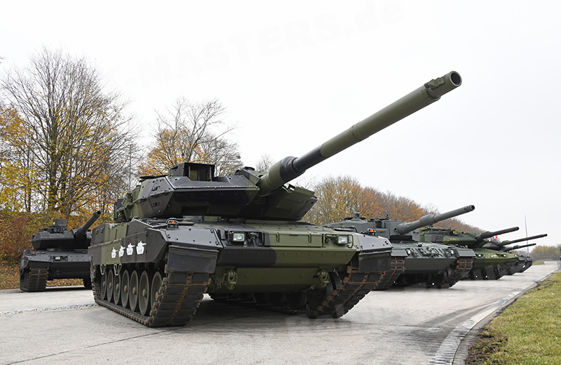 Systems house KMW celebrates 40 years of the Leopard 2 MBT, TANK-MASTERS –  Photos & Journalism